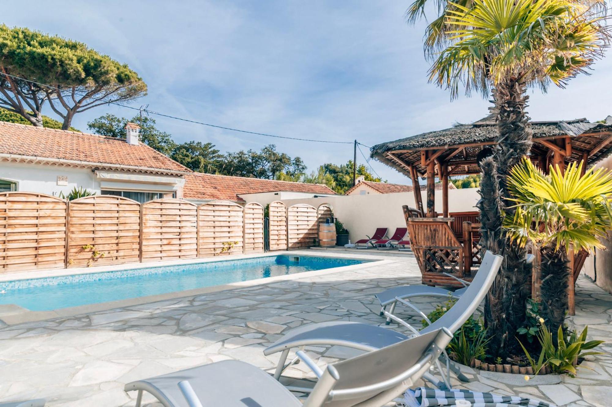 Reve D'azur En Bord De Mer, Avec Piscine Partagee, Parking Barbecue, Draps Inclus A La Nartelle Casa de Férias *