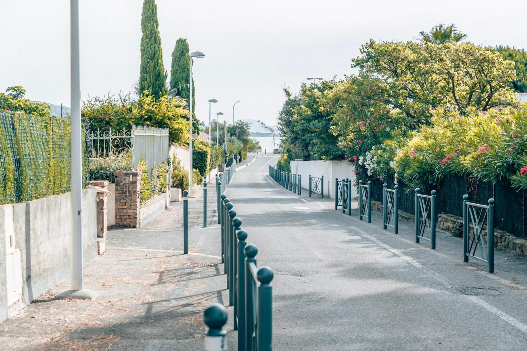 Reve D'azur En Bord De Mer, Avec Piscine Partagee, Parking Barbecue, Draps Inclus A La Nartelle * Sainte-Maxime